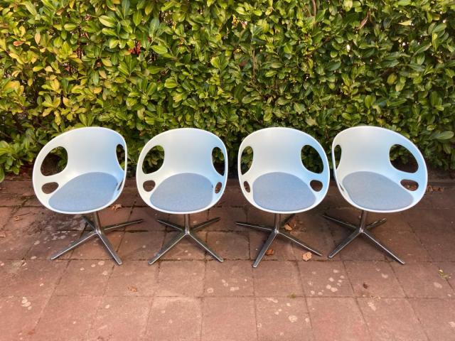 Hiromichi Konno &ndash; Republic of Fritz Hansen &ndash; Lot de 4 chaises Rin